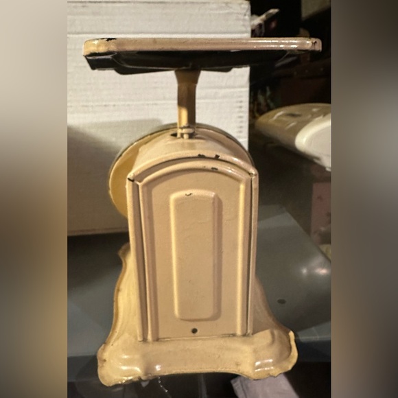 Vintage Wm Enders Oak Leaf Kitchen Baby Scale 24 Pounds Made In USA Walden NY - Picture 5 of 6